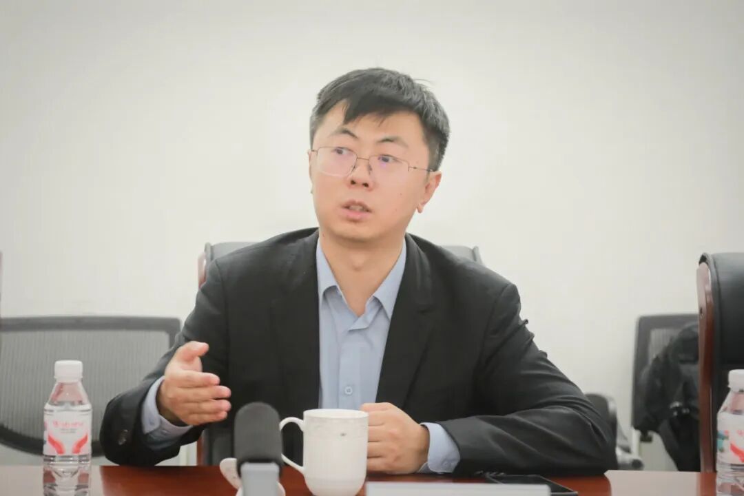 楊帆 董事長(zhǎng).jpg 楊帆 董事長(zhǎng).jpg